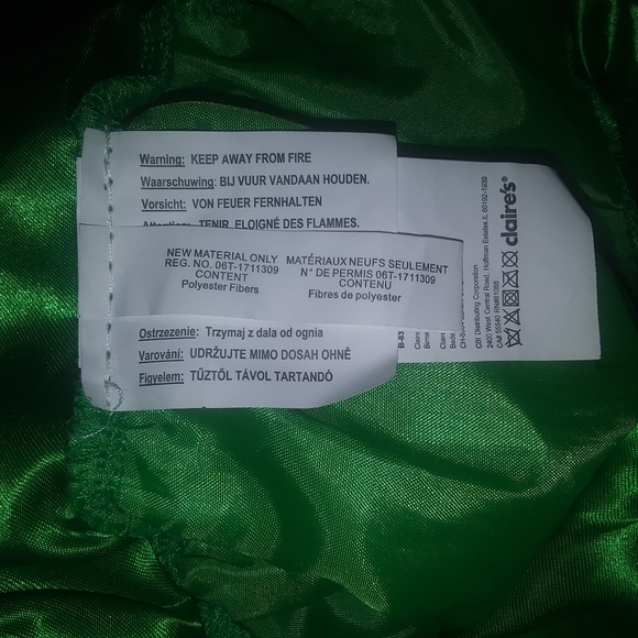 Claire's Christmas Skirt - Picture 5 of 6